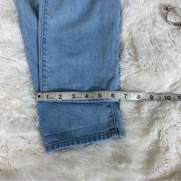 Abercrombie & Fitch Ames Slim Boyfriend Jeans Button Fly Light Wash Distressed 2 - Picture 8 of 10